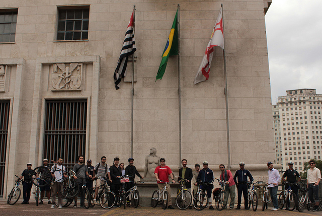 Ciclocidade participa da C40 e leva prefeito de Portland para dar volta de bicicleta em SP